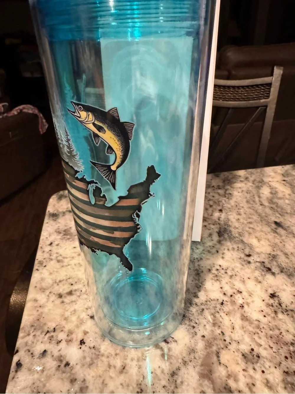 Aqua plastic Fish & American Flag Travel Tumbler New with box w straw 8 1/2”x 3”